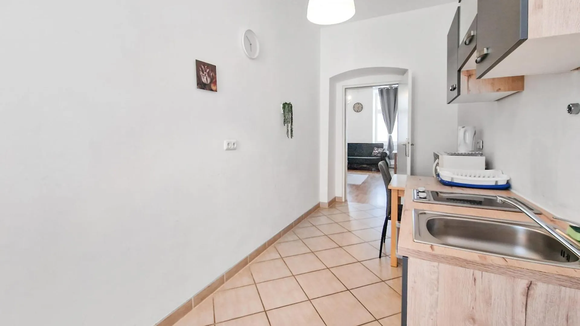 Elegant Three-Bedroom Suite Βιέννη Αυστρία