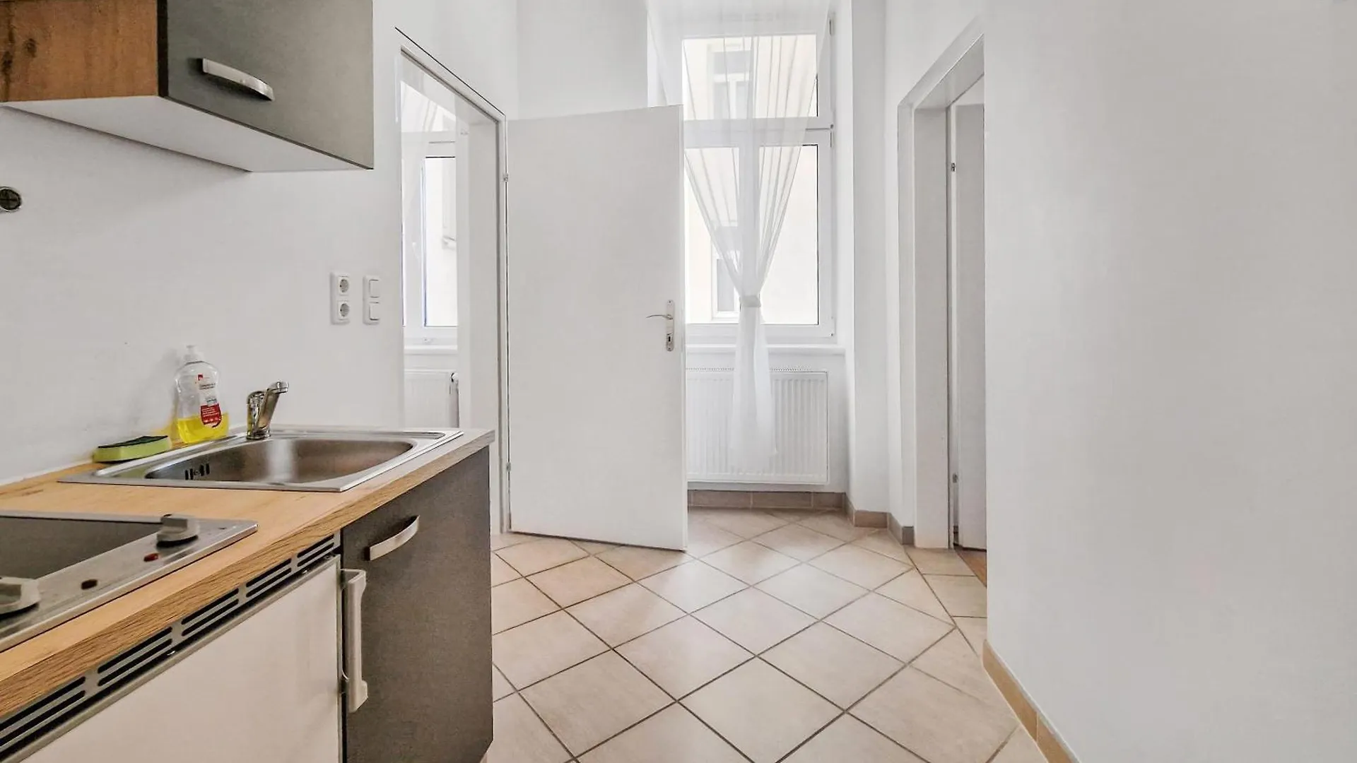 Elegant Three-Bedroom Suite Βιέννη