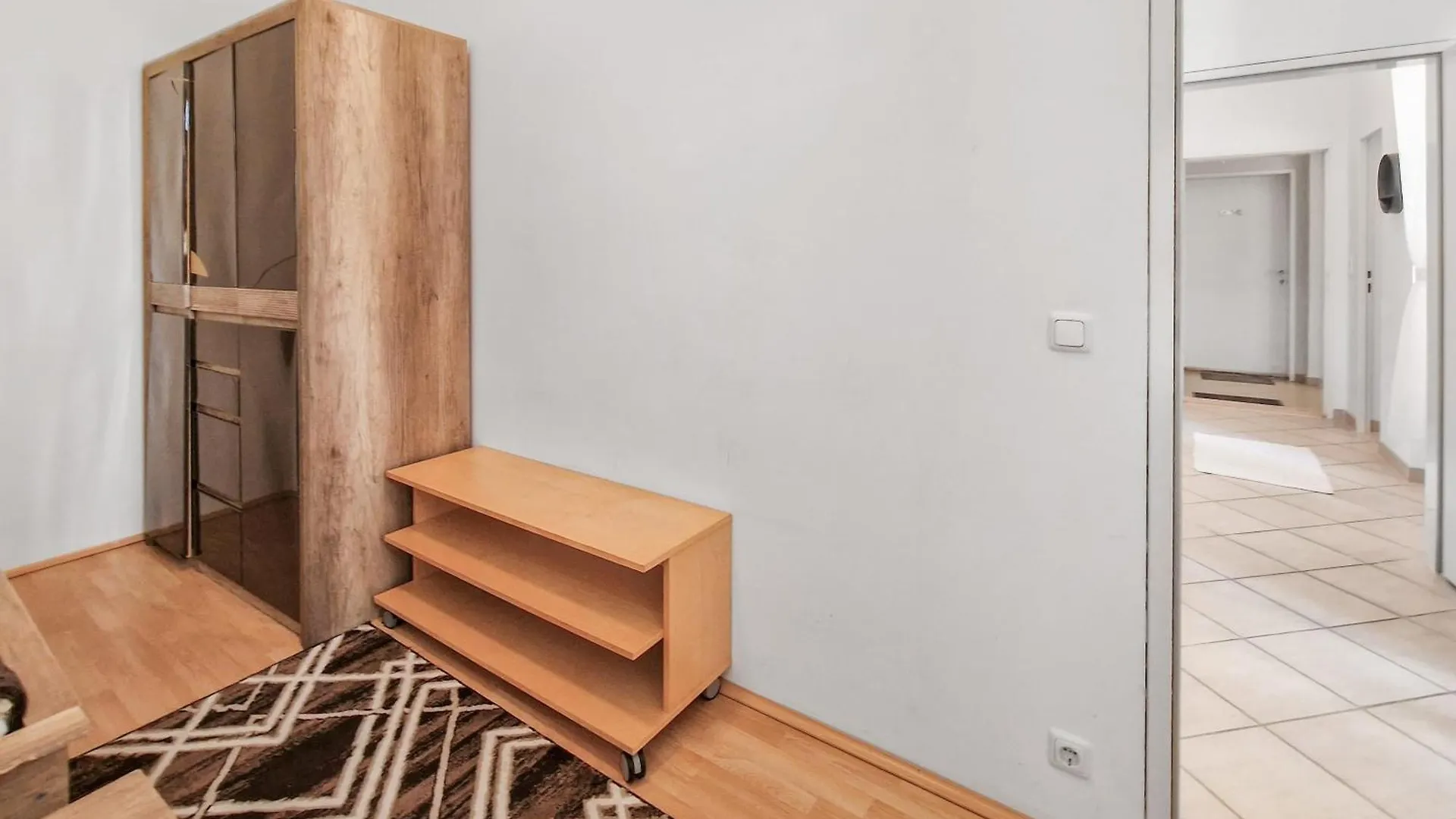 Elegant Three-Bedroom Suite Βιέννη 0*,  Αυστρία