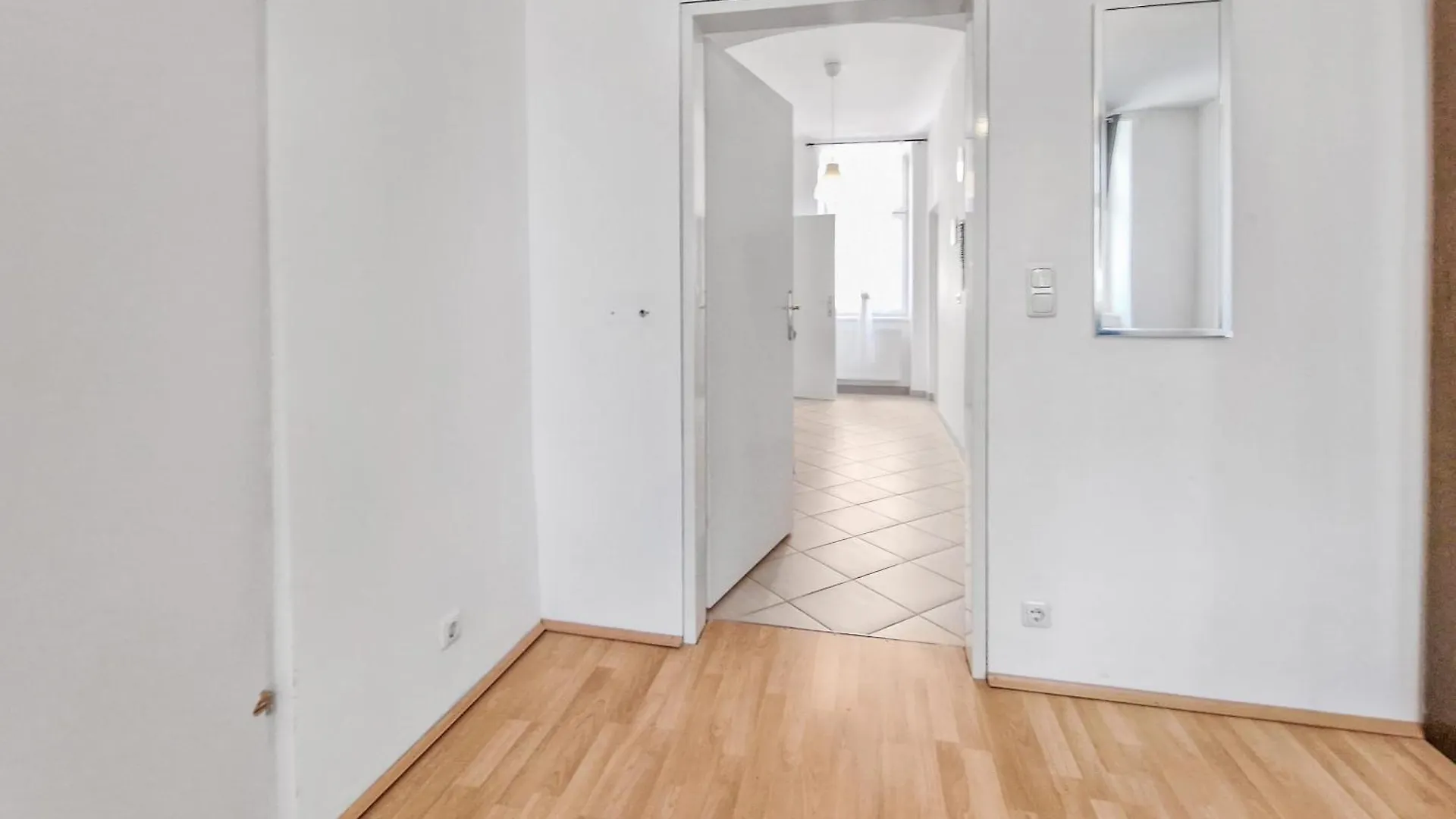 Elegant Three-Bedroom Suite Βιέννη