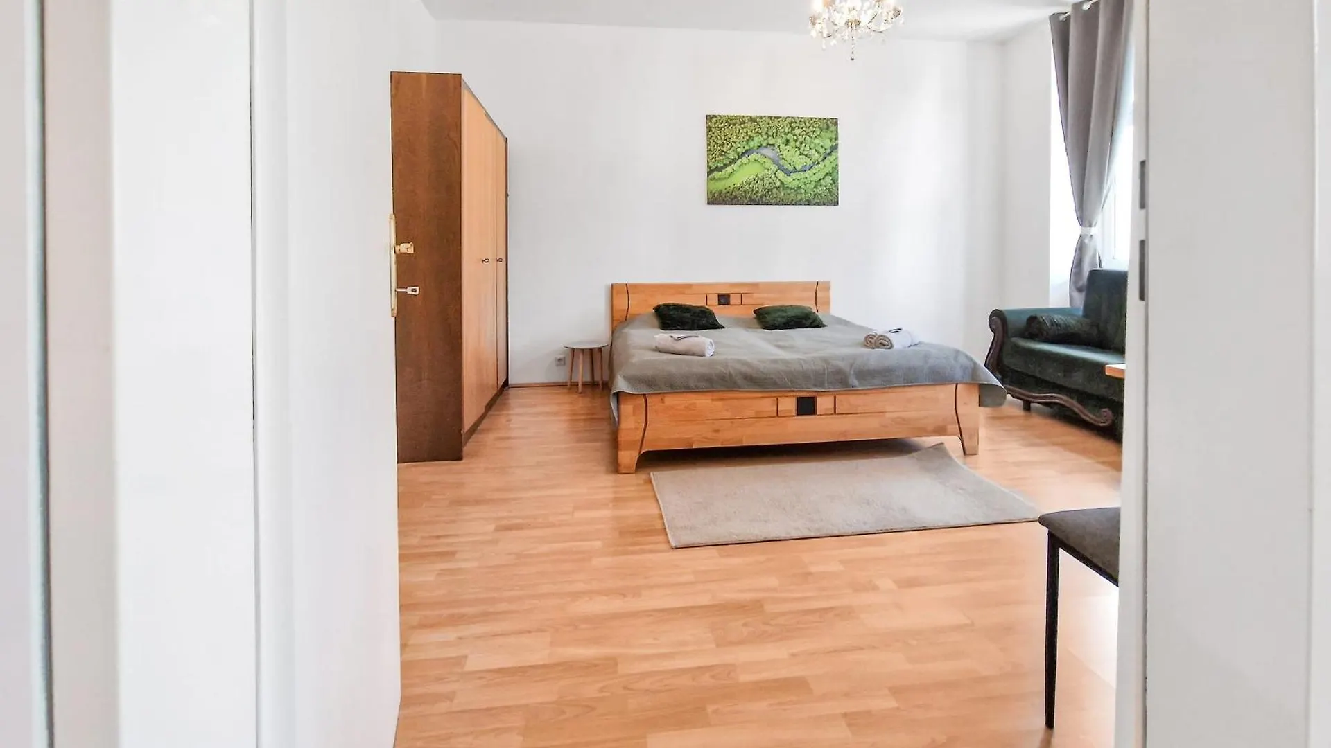 Διαμέρισμα Elegant Three-Bedroom Suite Βιέννη