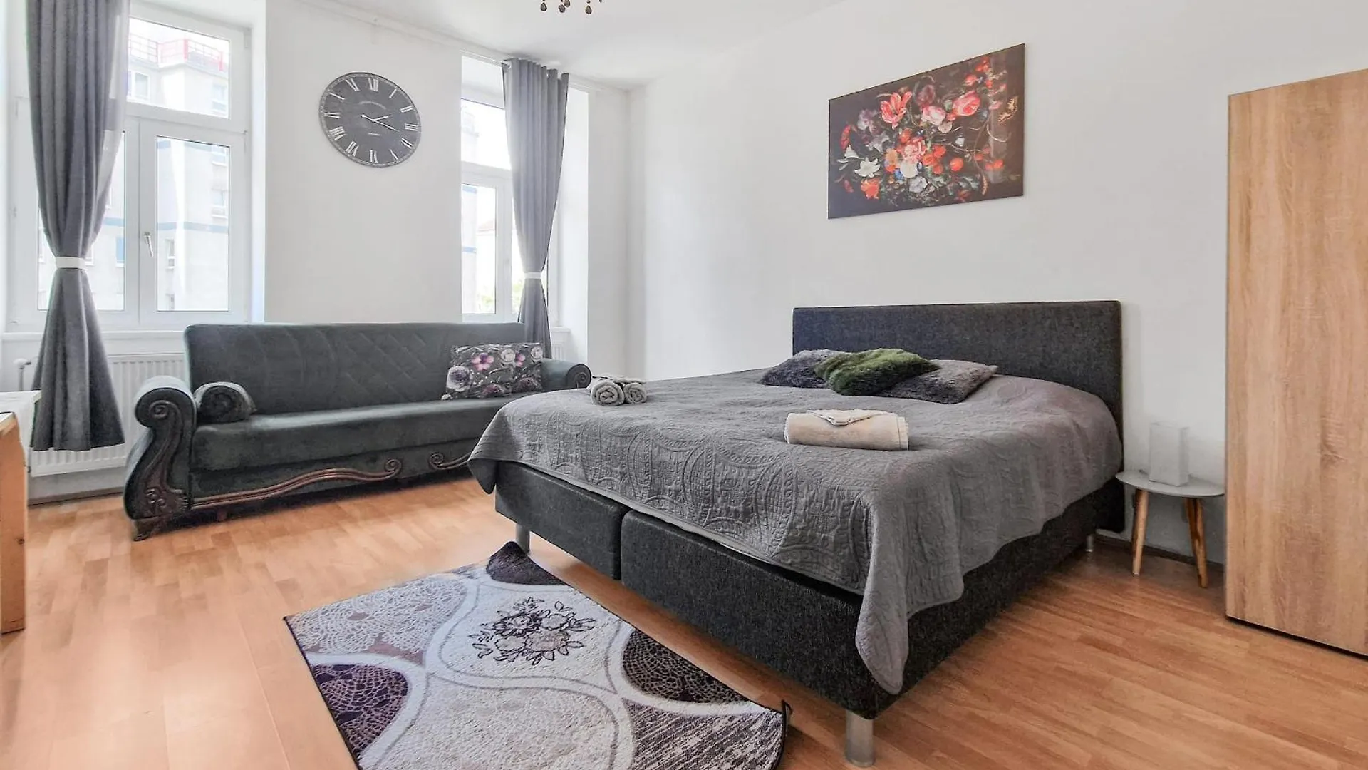 Elegant Three-Bedroom Suite Βιέννη Αυστρία