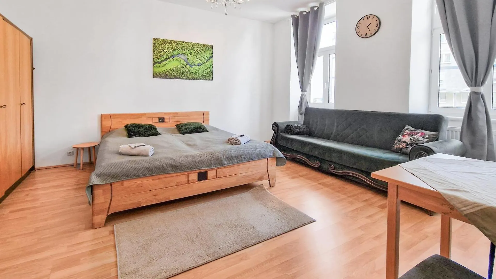 Elegant Three-Bedroom Suite Βιέννη